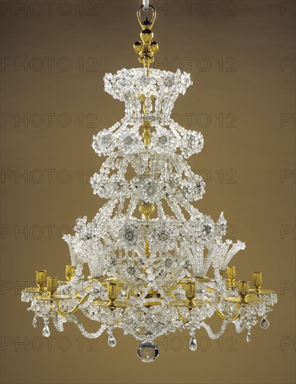 Chandelier; Paris, France; about 1700; Glass and quartz crystal; gilt bronze; 107 x 62.5 cm, 42 1,8 x 24 5,8 in