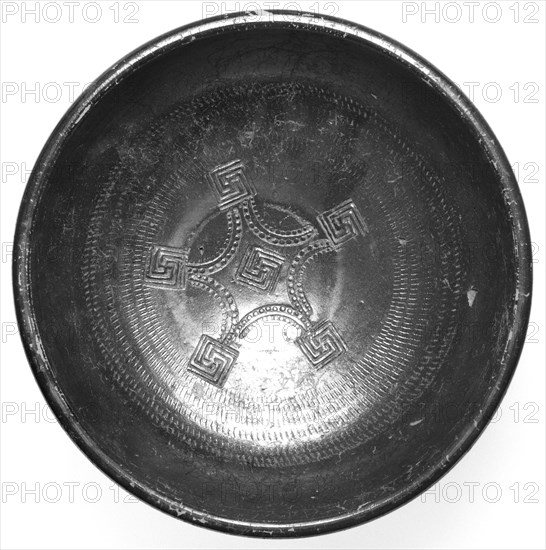 Campanian Black Bowl; Campania, South Italy, Europe; 323 - 31 B.C; Terracotta; 6.8 x 17.6 cm, 2 11,16 x 6 15,16 in