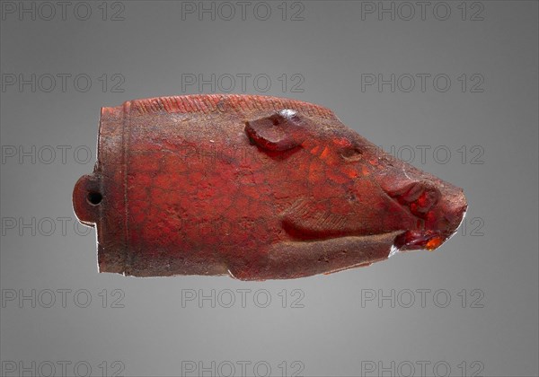 Pendant: Foreparts of a Recumbent Boar; Italy; 525 - 480 B.C; Amber; 24.5 × 50 × 13 mm, 9.3 g, 15,16 × 1 15,16 × 1,2 in.