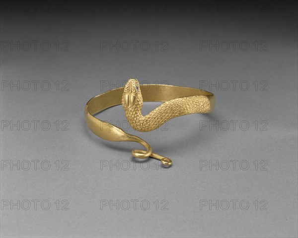 Snake Bracelet; Egypt; 3rd - 2nd century B.C; Gold, glass; 7.2 cm, 2 13,16 in
