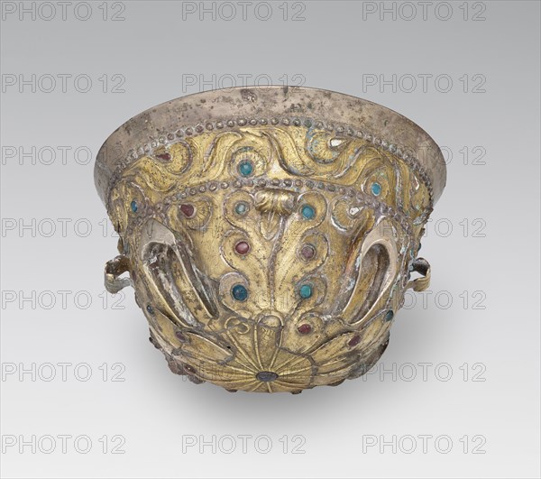 Wine Cup with Floral Decoration; Bactrian Empire; 1st century B.C; Gilt silver, inlaid glass and semiprecious stones; 8.3 × 14