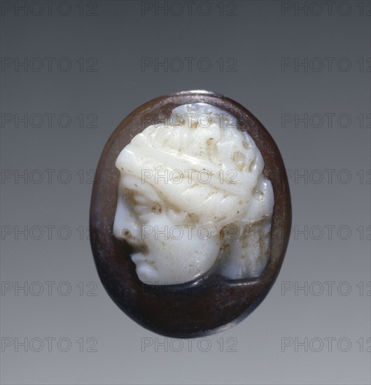 Cameo Gem; Italy; late 1st century B.C. - early 1st century A.D; Sardonyx; 1.2 x 0.9 cm, 7,16 x 3,8 in