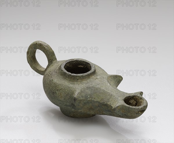 Lamp, Turkey; 1st century; Bronze; 2.2 × 2.8 × 6.7 cm, 7,8 × 1 1,8 × 2 5,8 in