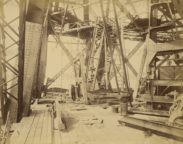 Platform and worker; Louis-Émile Durandelle, French, 1839 - 1917, 1888 - 1889; Albumen silver print