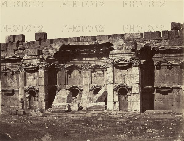 Chambres carees, a droite, dans la cour rectangulaire - Balbek; Félix Bonfils, French, 1831 - 1885, Baalbek, Lebanon; 1872