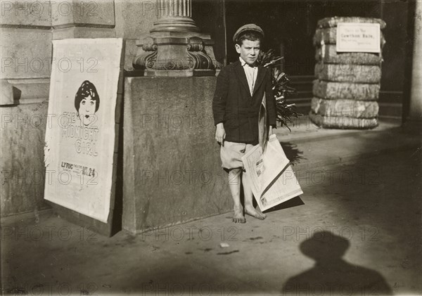 Newsboy, Mobile, Alabama; Lewis W. Hine, American, 1874 - 1940, Mobile, Alabama, United States; October 1914; Gelatin silver