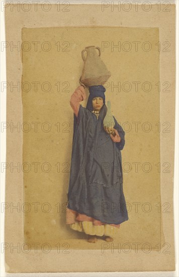 Femme portant des cruches d'eau; Wilhelm Hammerschmidt, German, born Prussia, died 1869, about 1870; Hand-colored albumen
