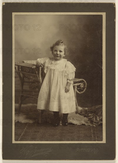 Little girl, standing; Kaufmann, American, active 1900s, about 1910; Gelatin silver print