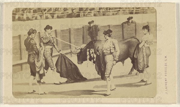 Le Finale. The Espara killing the Bull; Juan Laurent, French, 1816 - 1886, about 1865; Albumen silver print
