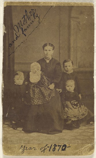 Mother and family. Year of 1870; 1870; Albumen silver print