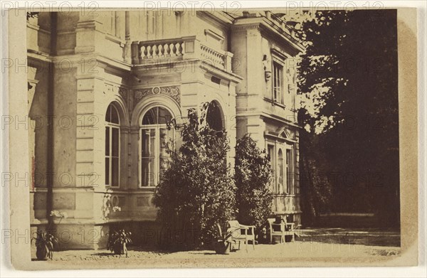 palace at Warsaw, Poland; Karol Adolf Beyer, Polish, 1818 - 1877, 1865 - 1875; Albumen silver print