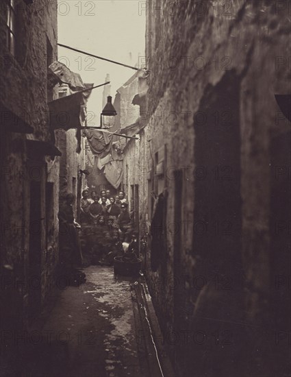 Close, No. 118 High Street; Thomas Annan, Scottish,1829 - 1887, Glasgow, Scotland; negative 1868 - 1871; print 1877; Carbon