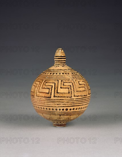 Pomegranate vase; Athens, Greece; late 8th century B.C; Terracotta; 12.2 × 9.4 cm, 4 13,16 × 3 11,16 in
