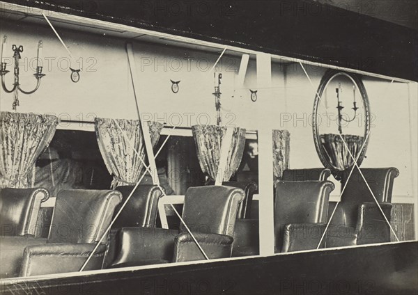 Blimp's gondola; Fédèle Azari, Italian, 1895 - 1930, Italy; 1914 - 1929; Gelatin silver print; 11.3 x 16 cm, 4 7,16 x 6 5,16 in