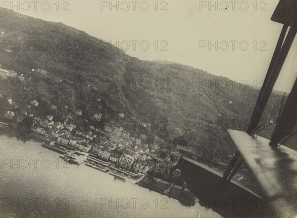 Waterfront village; Fédèle Azari, Italian, 1895 - 1930, Italy; 1914 - 1929; Gelatin silver print; 17.3 x 23.5 cm