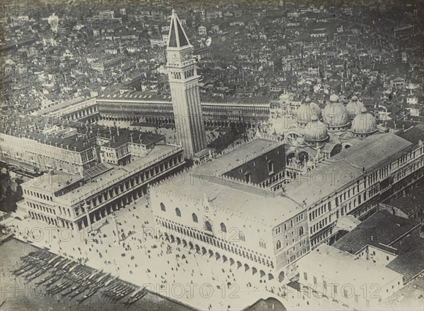 Piazza San Marco, Venice, Italy; Fédèle Azari, Italian, 1895 - 1930, Milan, Italy; 1914 - 1929; Gelatin silver print