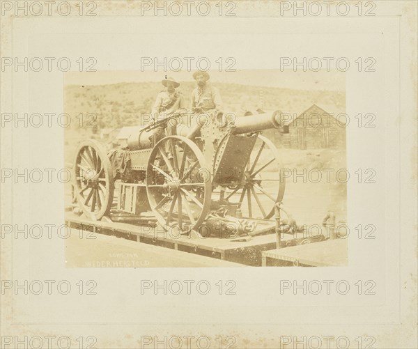 Long Tom weder hersteld; Possibly Jan van Hoepen, Dutch, 1856 - 1922, South Africa, Africa; 1899 - 1901; Albumen silver print