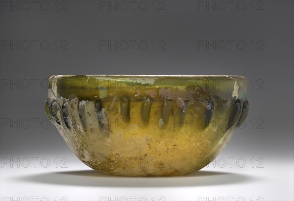 Ribbed Bowl; Workshop in the Eastern Mediterranean, Eastern Mediterranean; late 1st century B.C. - early 1st century A.D; Glass