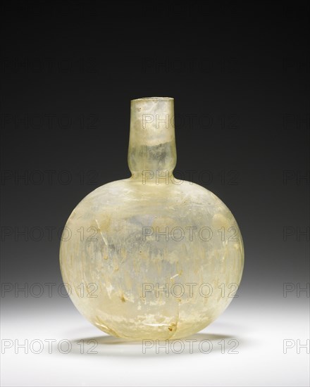 Flask; Eastern Mediterranean; second half of 3rd - 4th century; Glass; 12 cm, 4 3,4 in