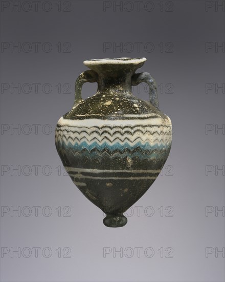 Amphoriskos; Eastern Mediterranean; 6th - 4th century B.C; Glass; 6 cm, 2 3,8 in