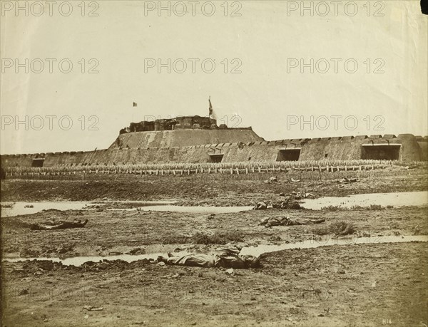 Rear of the North Fort after its capture, showing the Retreat of the Chinese Army; Felice Beato, 1832