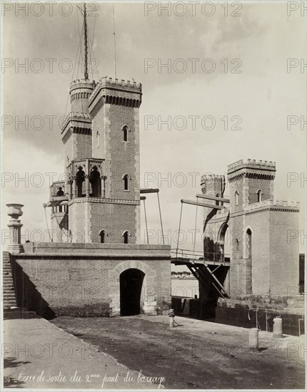 Cour et sortie du 2eme pont du barrage, Basse Egypte Janvier 1906, Travel albums from Paul Fleury's trips to Middle East