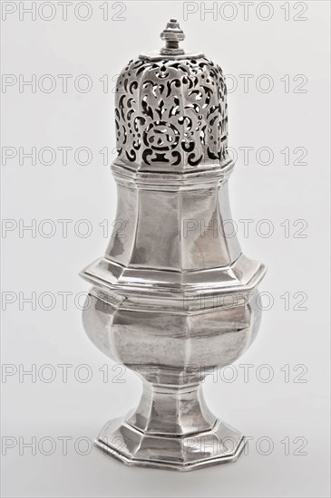 Silver octagonal hopper, scatterer crockery holder silver, sawn cast Sprinkler with smooth eight-sided reversed baluster-shaped