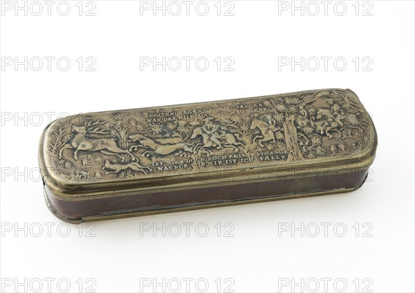 Copper tobacco box with face on Rotterdam and REITEND TAGEN UND VIEL FANGEN ..., tobacco box holder metal copper brass, stamping