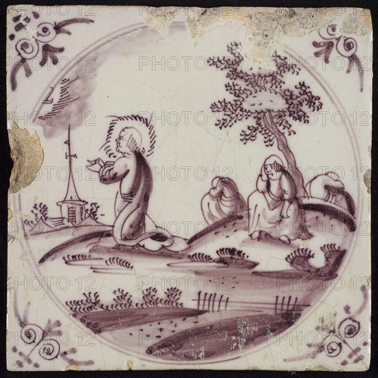 Scene tile, Jesus in prayer on Mount Gethsemane, corner motif ox's head, wall tile tile sculpture ceramic earthenware glaze