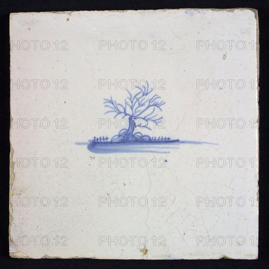 Scene Tile, blue with Chinese sketches? landscape with bare tree, no corner pattern, wall tile tile sculpture ceramic