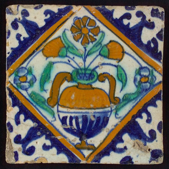 Flower tile, flowerpot in square, corner pattern palmet, wall tile tile sculpture ceramic earthenware glaze, baked 2x glazed