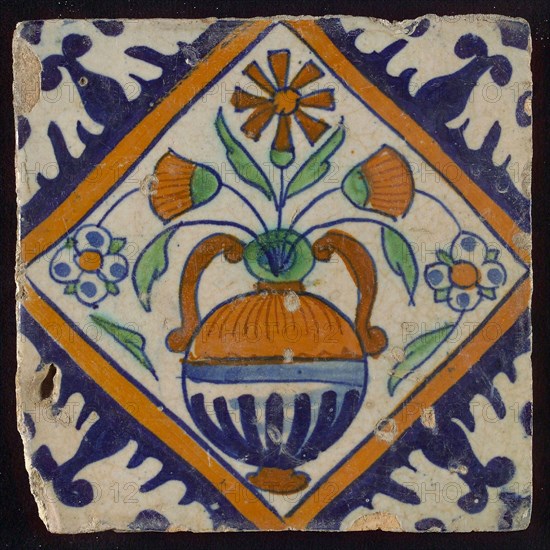 Flower tile, flowerpot in square, corner pattern palmet, wall tile tile sculpture ceramic earthenware glaze, baked 2x glazed