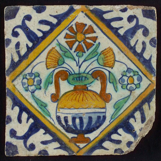 Flower tile, flowerpot in square, corner pattern palmet, wall tile tile sculpture ceramic earthenware glaze, baked 2x glazed