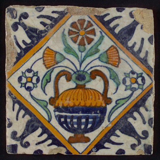 Flower tile, flowerpot in square, corner pattern palmet, wall tile tile sculpture ceramic earthenware glaze, baked 2x glazed