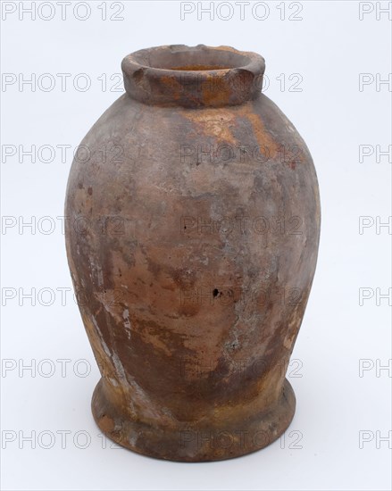 Pottery pot on stand, baluster shape, used in the sugar industry, sugar pot pot holder soil find ceramic earthenware glaze lead