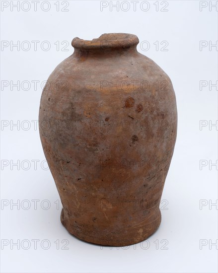 Pottery pot on stand, baluster shape, used in the sugar industry, sugar bowl pot holder soil find ceramic earthenware glaze lead