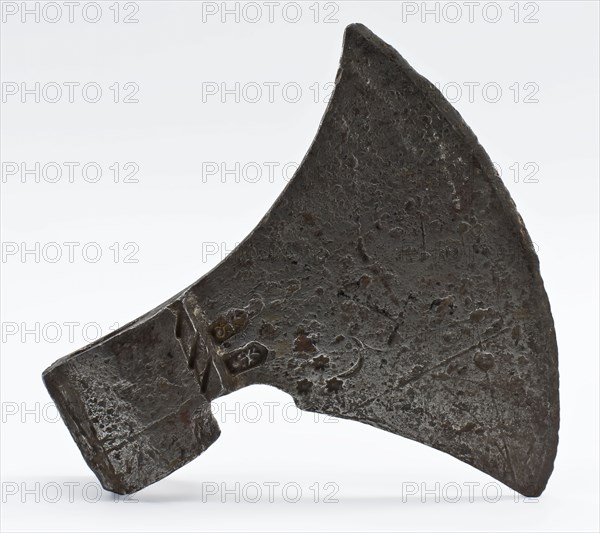 Battle ax with different battle marks, battle ax ax battle weapon weapon founding iron metal, Various battle marks