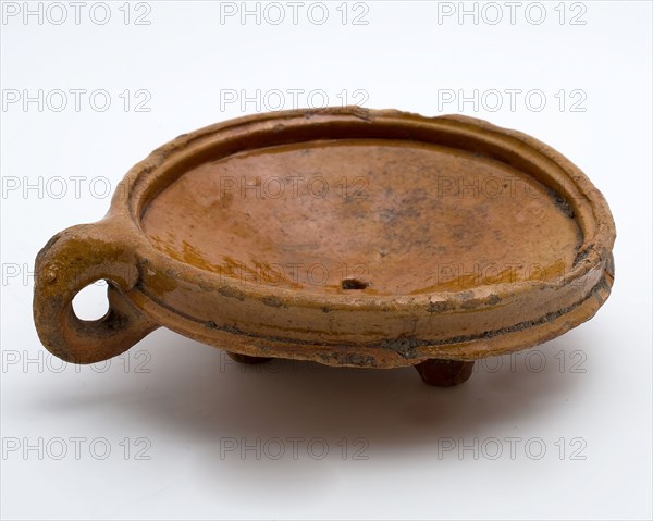 Earthenware strawberry pot, low model with bandoor and on three legs, strawberry pot bowl holder soil find ceramic pottery, hand