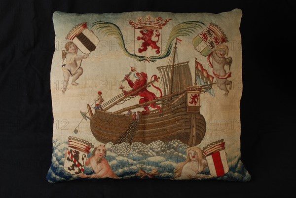 Cushion sheet of cushion of the Collegie van de Grote Visserij, cushion sheet pillow sheep wool wool silk, textile tapisserie
