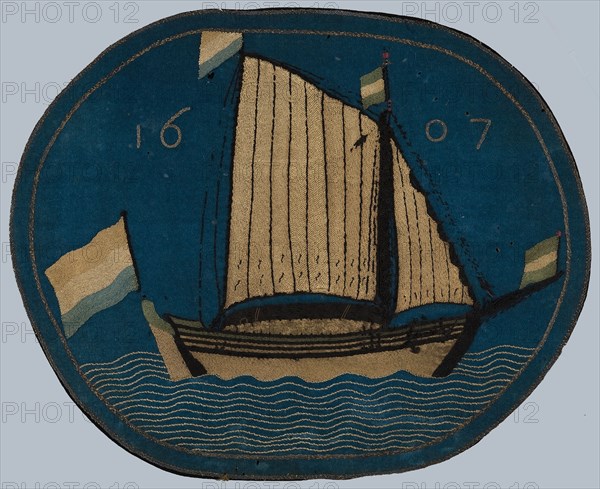 Blazon of the Groot Schippersgilde, left sailing ship, blazon cushion leaf wool silk, textile woven embroided Oval blazon