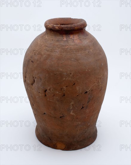 Pottery pot on stand, baluster shape, used in the sugar industry, sugar pot pot holder soil find ceramic earthenware glaze lead