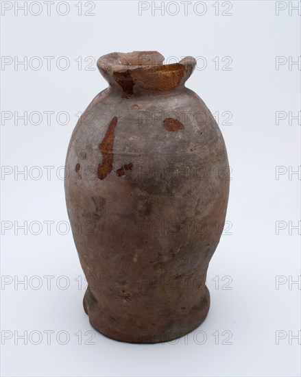 Pottery pot on stand, baluster shape, used in the sugar industry, sugar bowl pot holder soil find ceramic earthenware glaze lead