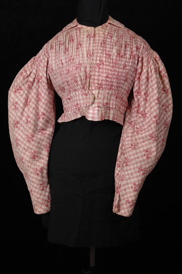 Cotton jackets or japonos, white-pink checkered fond with dark pink flower sprays, lots of wrinkle work, yak frock body