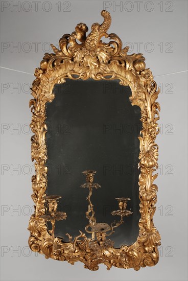 Gold plated wooden rococo mirror frame, interior mirror wood linden wood gold leaf gold paint 105,0, Shell and flower decoration