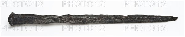 Hand-forged nail, nail, nail fastener bottomfound iron metal, forged Wrought iron nail Long pointed rod with square cross