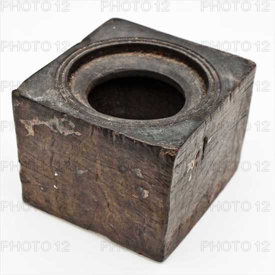 Wooden cube with round opening, holder of inkwell, inkwell pot holder ink set soil find? wood, sawn turned archeology ink