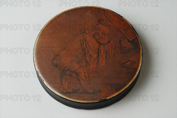 Snuffbox with an image of man who washes and shaves, snuffbox holder wood paint lacquer, Snuffbox. Disc-shaped. Painted or