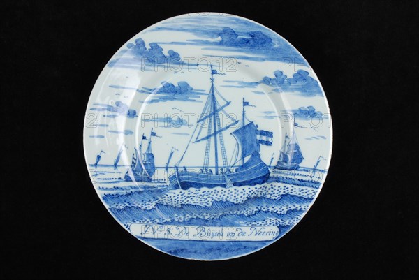Manufacturer: De Porceleyne Bijl, Series of twelve plates with blue herring industry scenes: No 5. De Buijsch on the Neering