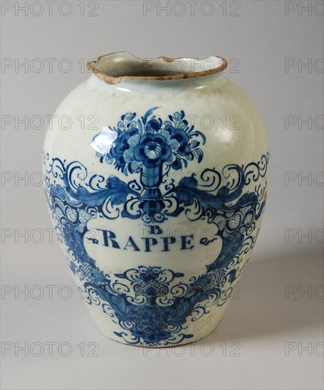 Manufacturer: De Porceleyne Schotel, Earthenware tobacco pot with text RAPPE, tobacco jar pot holder ceramic earthenware glaze