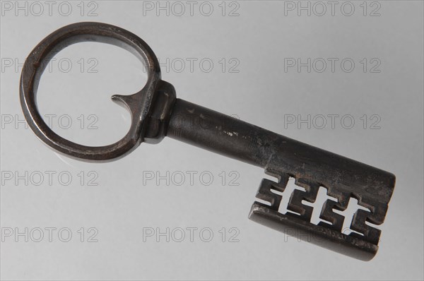 Iron key with heart-shaped eye, hollow key handle, collar and cruciform key-shaped key, key iron value iron, hand forged Key